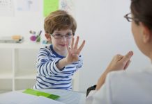 Dislexia: causas, síntomas, tratamientos, y más